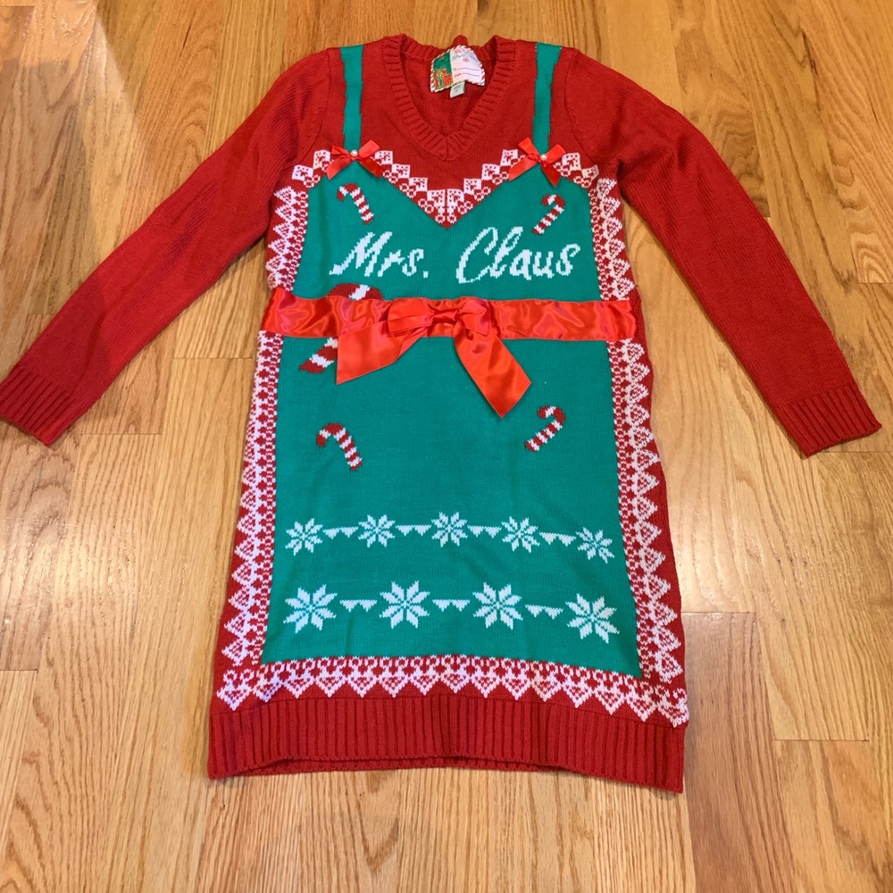 Women’s size S tunic Mrs Claus sweater.